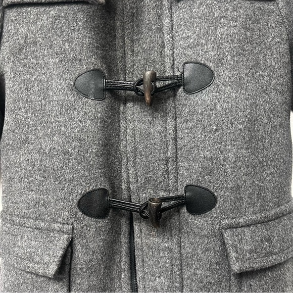 Burberry Wool Duffle Peacoat with Toggle Closure - Picture 3 of 7
